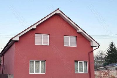 Casa de vanzare cu mansarda si gradina - 6