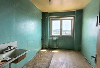 Apartament cu 3 camere decomandat în Giurgiului - 13