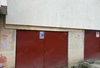 Apartament cu 4 camere decomandat în Central - 2