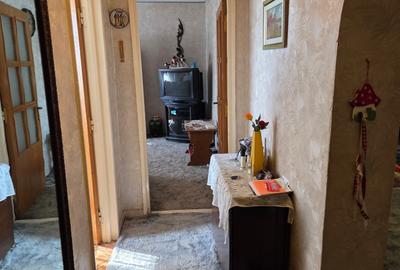 Pod Butelii,3 camere,70 mp,etaj 2/4,balcon mare. Pod Butelii,3 camere,70 mp,etaj 2/4,balcon mare. - 8