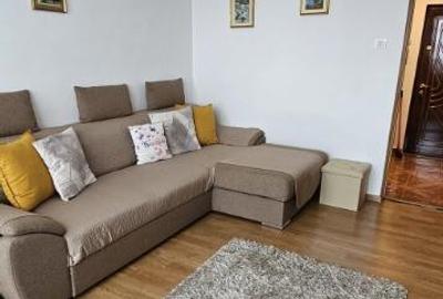 Apartament cu 2 camere decomandat în Roman - 3