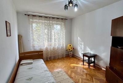 Apartament cu 3 camere decomandat în Republicii - 2