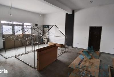 Casă cu 9 camere cu Teren 300 Mp în Central - 2