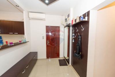Apartament decomandat 3 camere de vanzare zona Titan Basarabiei - 7