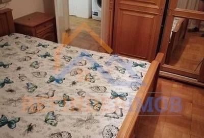 Apartament de vanzare cu 3 camere, zona Titan - 2