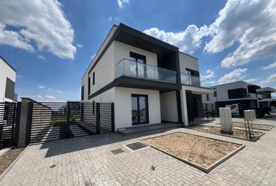 Duplex cu 4 camere cu Teren 375 Mp în Covaci - 2