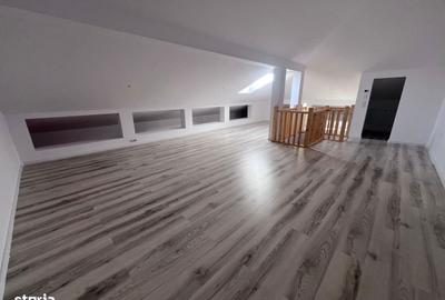 Casă cu 4 camere cu Teren 50 Mp în Berceni