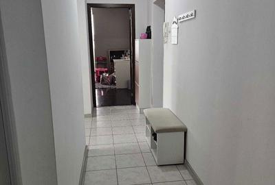 Apartament cu 2 camere decomandat în Central - 1