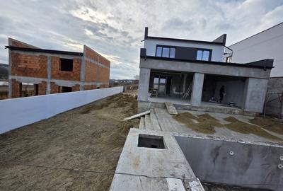 Vila exclusivista cu piscina langa lac. Acasa ca in vacanta! - 4