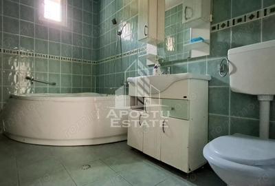 Casă cu 5 camere cu Teren 697 Mp în Vladimirescu - 3