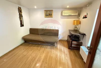 Casa in zona Tineretului - 18