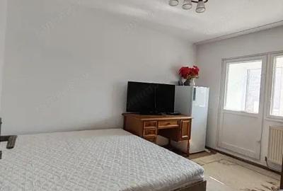 Apartament cu 3 camere decomandat în Central - 4