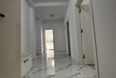 Apartament 4 camere- Faleza Nord - vedere la mare - 12