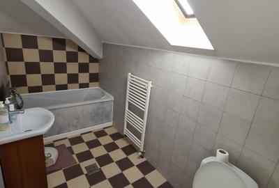 Casă individuală cu 21 camere cu Canalizare în Central - 44