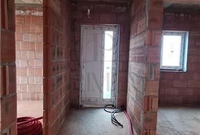 Duplex pe parter - personalizare interioara - zona linistita. - 15