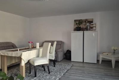 Casă cu 4 camere cu Teren 700 Mp în Hotvon