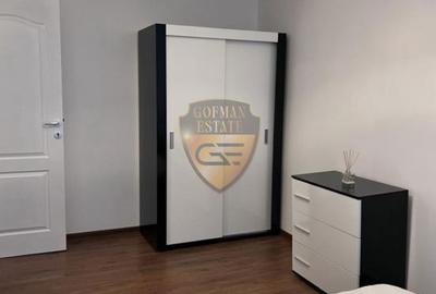 Apartament cu 3 camere în Km 4 - 3