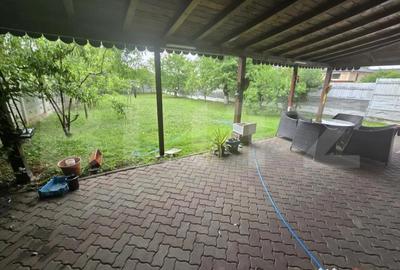 Casă cu 9 camere cu Teren 750 Mp în Cetate - 2