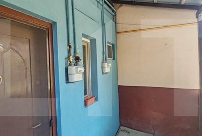 Apartament de vanzare, cu 2 camere, 55 mp, zona Sinaia - 4