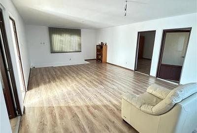 CASA ROMANESTI  5 CAMERE - 6