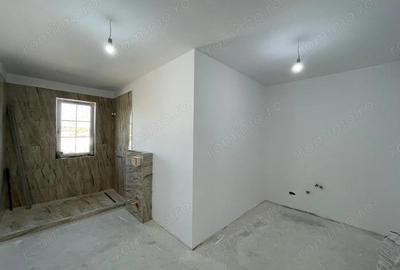 Casă cu 5 camere cu Teren 440 Mp în Ghiroda - 8