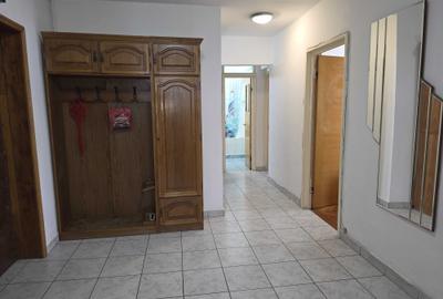 Apartament cu 3 camere decomandat în Rolast - 5