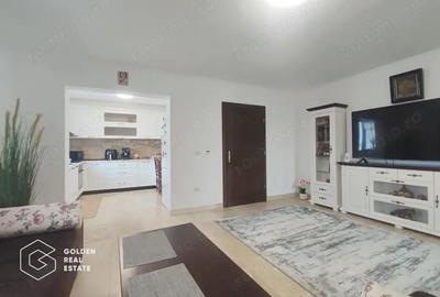 Casă cu 4 camere cu Canalizare în Central - 19