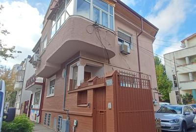 Casă individuală cu 5 camere cu Canalizare în Ferdinand