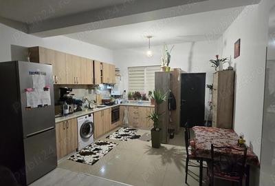 Casă cu Teren 249 Mp în Central - 10