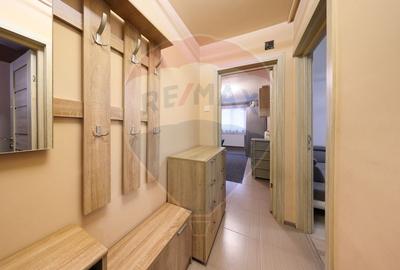 Apartament cu 3 camere de vânzare în zona Vlahuta - 4