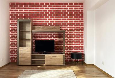 Apartament cu 2 camere decomandat, mobilat în Tractorul - 2