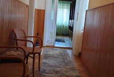Casă individuală cu 3 camere cu Canalizare în Lupeni - 9