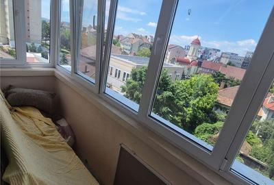 Apartament cu 3 camere decomandat în Central - 7