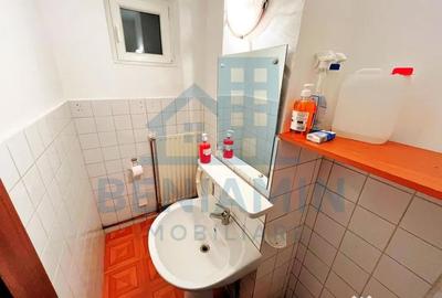 Apartament cu 3 camere decomandat în Central - 2