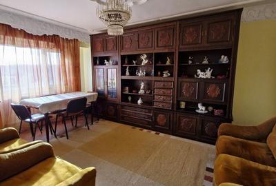 Apartament cu 3 camere decomandat în Nord - 6
