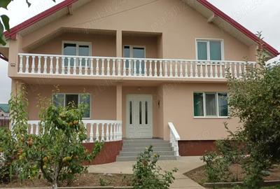 Casă cu 3 camere în Central - 8