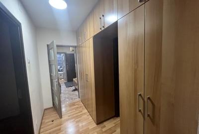 Mosilor, apartament 3 camere decomandat, etajul 8/8+etaj tehnic