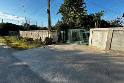 Casă cu 4 camere cu Teren 1070 Mp în Poiana - 4