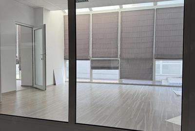 Spațiu comercial, de 900 mp, în P-ța Unirii - 2