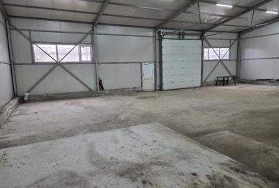 Spațiu comercial, de 200 mp, în Central - 2