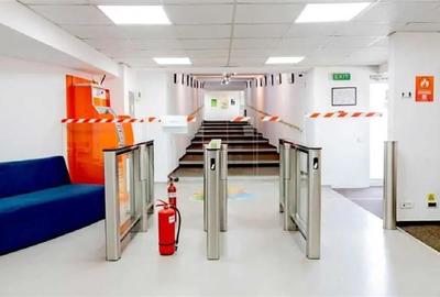 Inchiriere spatii de birouri in Bulevardul Expozitiei, de la 9.9 euro - 5