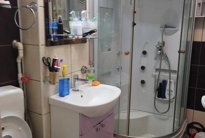 Apartament cu 3 camere decomandat în Olari - 6