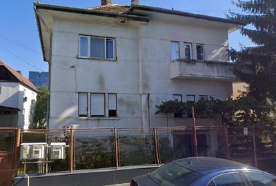 Apartament la casă – Sibiu, zona Stadion-Sala de sport
