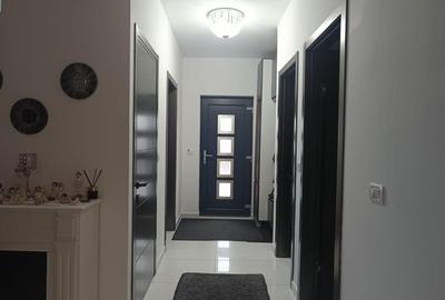 Duplex cu 4 camere cu Canalizare în Dumbrăvița - 18