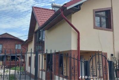 Casă cu 7 camere cu Teren 2800 Mp în Cârbești - 1