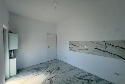Duplex cu 4 camere cu Canalizare în Bucium - 9