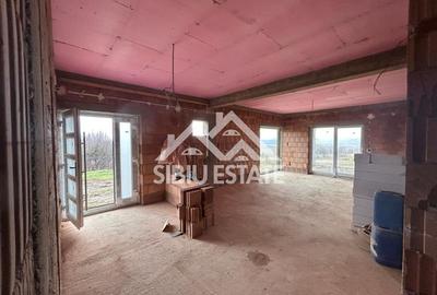 Casă individuală cu 3 camere cu Canalizare în Vale - 3