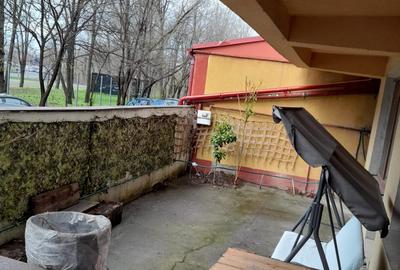 Apartament cu 3 camere decomandat în Basarabia - 1