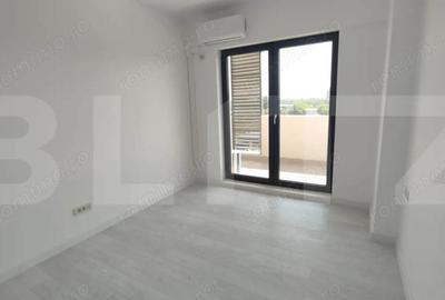 Apartament cu 3 camere decomandat în Fundeni