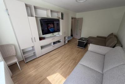 Apartament cu 3 camere, mobilat în Crângași
